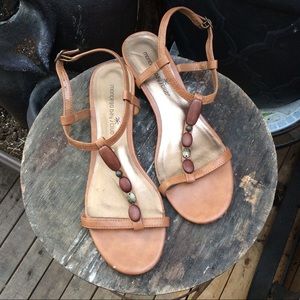 💥3 for $20💥 nude sandals w. beaded strap detail